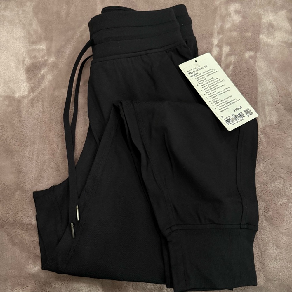 NWT Lululemon ready to rulu black jogger pants 6